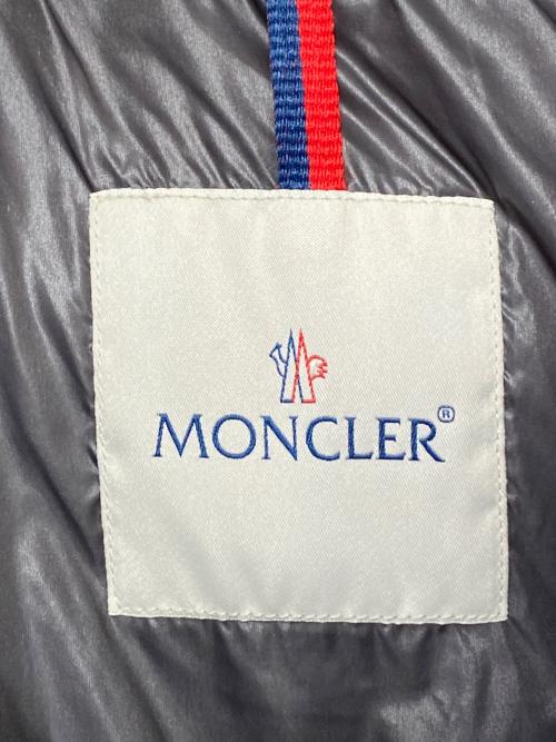 MONCLER（モンクレール）MONCLER (モンクレール) MAYA/ダウンジャケット グレー サイズ:2の古着・服飾アイテム