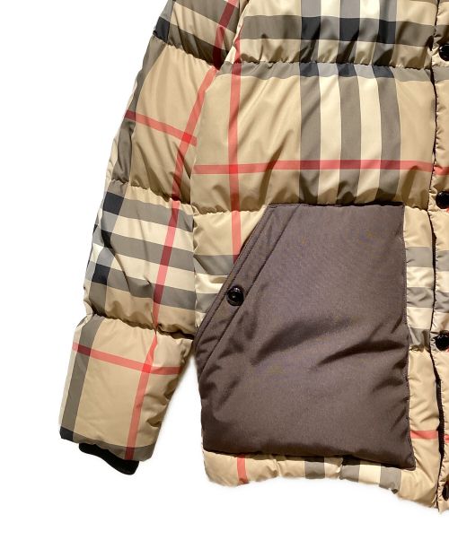 BURBERRY（バーバリー）BURBERRY (バーバリー) Nova Check Down Jacket（ノヴァチェックダウンジャケット） ベージュ サイズ:XXSの古着・服飾アイテム