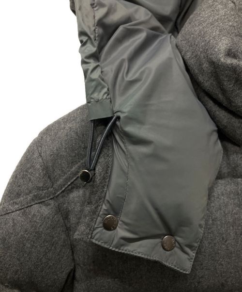 MONCLER（モンクレール）MONCLER (モンクレール) MONTGENEVRE/ダウンジャケット グレー サイズ:2の古着・服飾アイテム