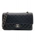 CHANEL（シャネル）の古着「マトラッセ 25 / Wフラップチェーンショルダーバッグ」｜ブラック