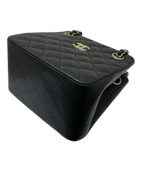 CHANEL（シャネル）CHANEL (シャネル) チェーンショルダーバケットバッグ ブラック×ゴールド金具の古着・服飾アイテム