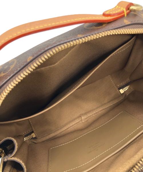 LOUIS VUITTON（ルイ ヴィトン）LOUIS VUITTON (ルイ ヴィトン) LOUIS VUITTON ユーティリティクロスボディバッグの古着・服飾アイテム