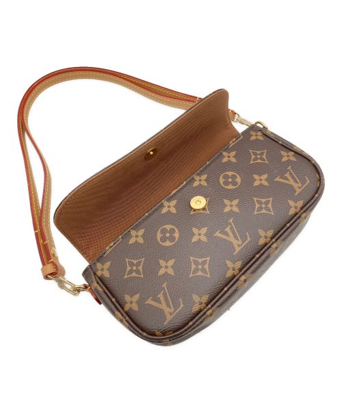 LOUIS VUITTON（ルイ ヴィトン）LOUIS VUITTON (ルイ ヴィトン) ウォレット オン チェーン・アイビー/モノグラム/ショルダーバッグの古着・服飾アイテム