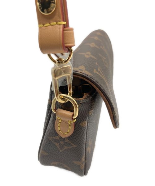 LOUIS VUITTON（ルイ ヴィトン）LOUIS VUITTON (ルイ ヴィトン) ウォレット オン チェーン・アイビー/モノグラム/ショルダーバッグの古着・服飾アイテム