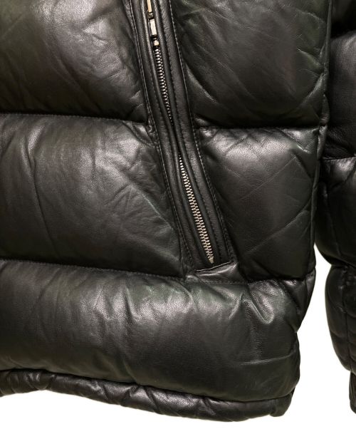 MONCLER（モンクレール）MONCLER (モンクレール) DASSIN/レザーダウンジャケット ブラック サイズ:3の古着・服飾アイテム