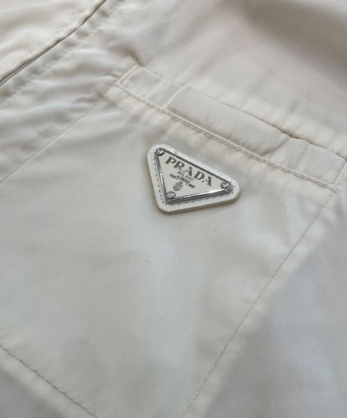 PRADA（プラダ）PRADA (プラダ) リナイロン クロップドジャケット ベージュ サイズ:38の古着・服飾アイテム