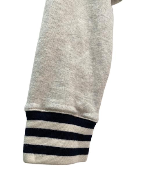 PRADA（プラダ）PRADA (プラダ) クロップドロゴスウェット アイボリー サイズ:XSの古着・服飾アイテム