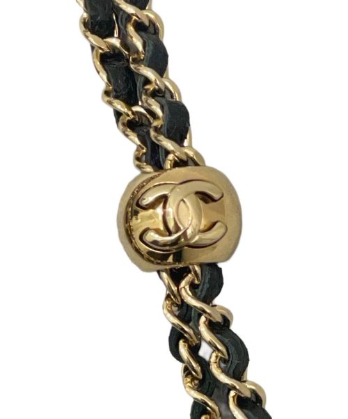 CHANEL（シャネル）CHANEL (シャネル) iPhone15 Pro MAXケース ブラック×ゴールドの古着・服飾アイテム