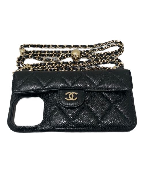 CHANEL（シャネル）CHANEL (シャネル) iPhone15 Pro MAXケース ブラック×ゴールド金具の古着・服飾アイテム