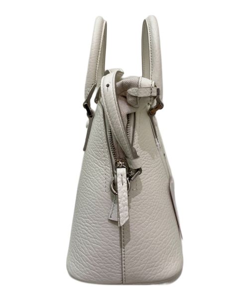 Maison Margiela（メゾンマルジェラ）Maison Margiela (メゾンマルジェラ) 5ACミニショルダーバッグ ホワイト サイズ:ミニ 未使用品の古着・服飾アイテム