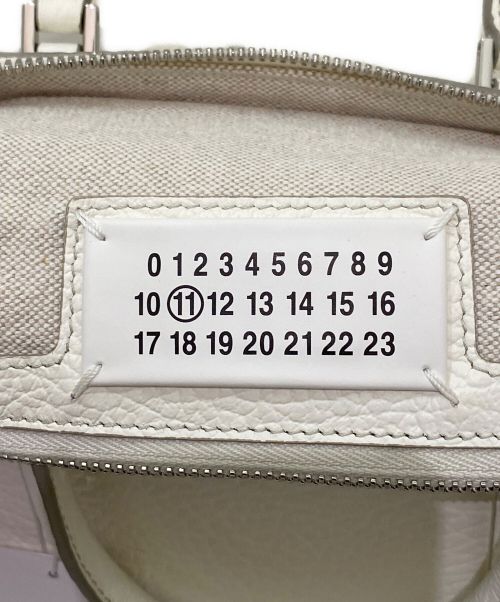 Maison Margiela（メゾンマルジェラ）Maison Margiela (メゾンマルジェラ) 5ACミニショルダーバッグ ホワイト サイズ:ミニ 未使用品の古着・服飾アイテム