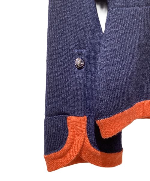 CHANEL（シャネル）CHANEL (シャネル) アンカーボタンカシミヤカーディガン ネイビー×オレンジ サイズ:38の古着・服飾アイテム