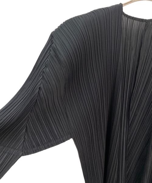 ISSEY MIYAKE（イッセイミヤケ）ISSEY MIYAKE (イッセイミヤケ) プリーツカーディガン ブラック サイズ:Ⅿの古着・服飾アイテム