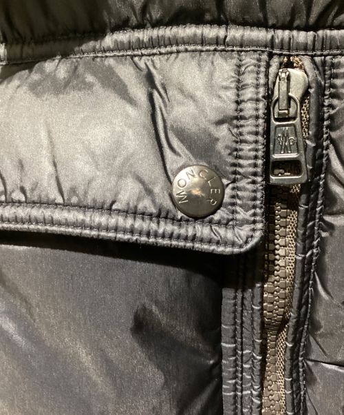 MONCLER（モンクレール）MONCLER (モンクレール) NORBET/ダウンジャケット ネイビー サイズ:2の古着・服飾アイテム