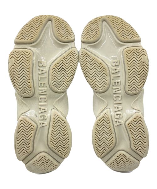 BALENCIAGA（バレンシアガ）BALENCIAGA (バレンシアガ) TRIPLE S ベージュ サイズ:42の古着・服飾アイテム