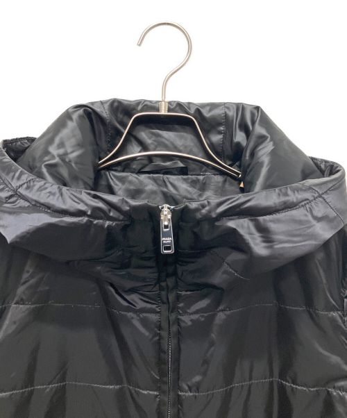 PRADA（プラダ）PRADA (プラダ) ロゴプレート中綿ジャケット ブラック サイズ:40の古着・服飾アイテム