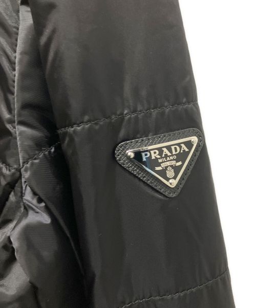 PRADA（プラダ）PRADA (プラダ) ロゴプレート中綿ジャケット ブラック サイズ:40の古着・服飾アイテム