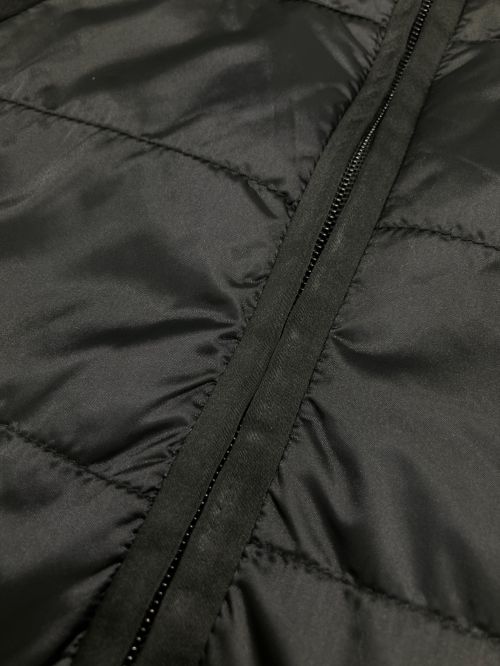 PRADA（プラダ）PRADA (プラダ) ロゴプレート中綿ジャケット ブラック サイズ:40の古着・服飾アイテム