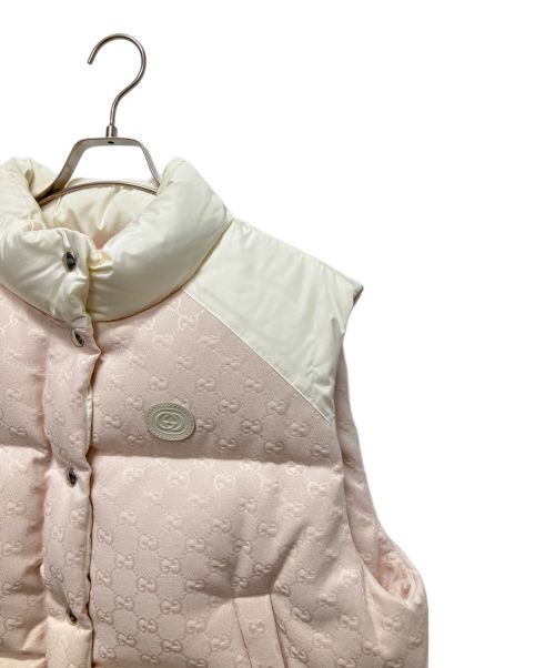 GUCCI（グッチ）GUCCI (グッチ) GGコットンキャンバス ダウンベスト ライトピンク サイズ:40の古着・服飾アイテム