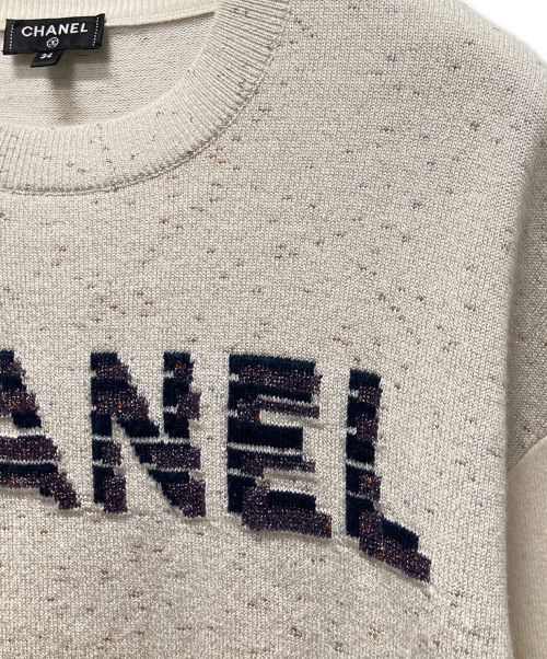CHANEL（シャネル）CHANEL (シャネル) P62 カシミヤ ラメ加工 ロゴ ニットプルオーバー  ベージュ サイズ:34の古着・服飾アイテム