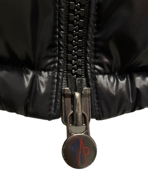 MONCLER（モンクレール）MONCLER (モンクレール) MAYA/ダウンジャケット ネイビーブラック サイズ:3の古着・服飾アイテム