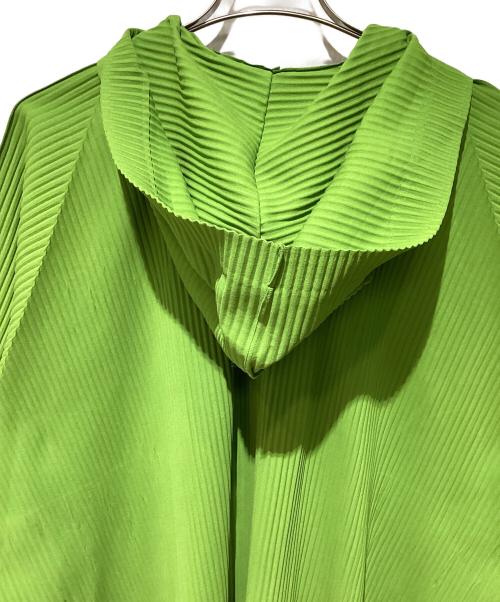 me ISSEY MIYAKE（ミーイッセイ ミヤケ）me ISSEY MIYAKE (ミーイッセイ ミヤケ) プリーツパーカー 黄緑 サイズ:Freeの古着・服飾アイテム