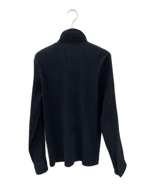 ISSEY MIYAKE（イッセイミヤケ）ISSEY MIYAKE (イッセイミヤケ) プリーツシャツ ブラック サイズ:Mの古着・服飾アイテム