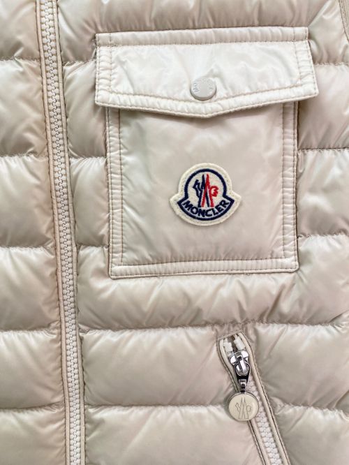 MONCLER（モンクレール）MONCLER (モンクレール) GLYGOSダウンベスト ベージュ サイズ:０の古着・服飾アイテム