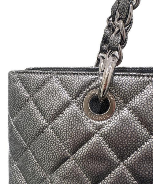 CHANEL（シャネル）CHANEL (シャネル) GSTトートバッグ ダークシルバー×シルバー金具の古着・服飾アイテム