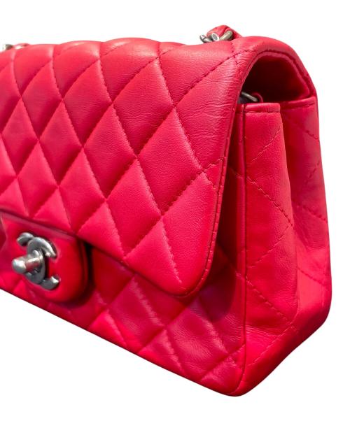 CHANEL（シャネル）CHANEL (シャネル) ミニマトラッセ 19/チェーン ショルダーバッグ  レッド×アンティークシルバーの古着・服飾アイテム