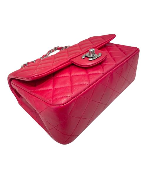 CHANEL（シャネル）CHANEL (シャネル) ミニマトラッセ 19/チェーン ショルダーバッグ  レッド×アンティークシルバーの古着・服飾アイテム