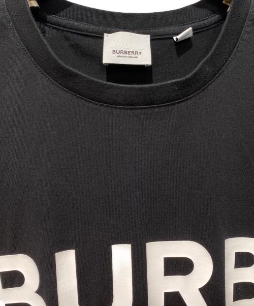 BURBERRY（バーバリー）BURBERRY (バーバリー) ホースフェリーTシャツ ブラック サイズ:Sの古着・服飾アイテム