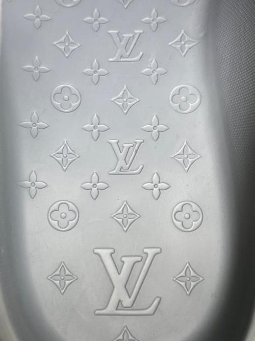 LOUIS VUITTON（ルイ ヴィトン）LOUIS VUITTON (ルイ ヴィトン) シャークラインサンダル スカイブルー サイズ:9の古着・服飾アイテム