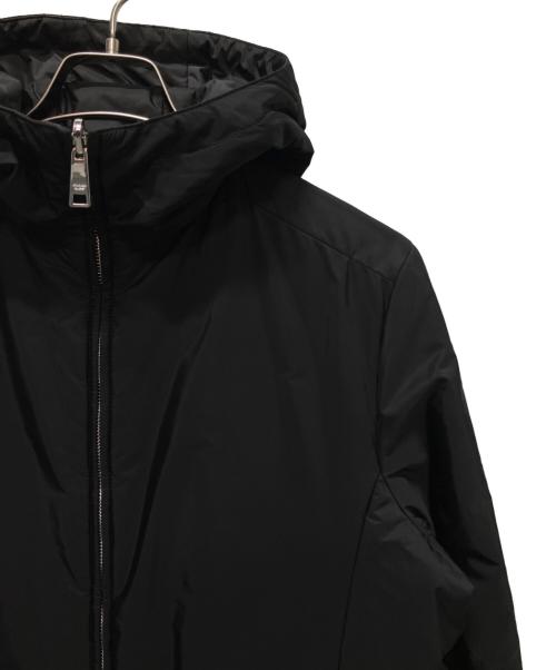 PRADA（プラダ）PRADA (プラダ) 三角プレートリバーシブル中綿ジャケット ブラック×グレー サイズ:50の古着・服飾アイテム