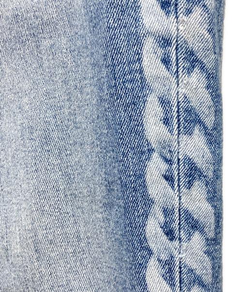 CHANEL（シャネル）CHANEL (シャネル) P60 ココボタン サイドチェーンプリント デニムパンツ ブルー サイズ:40の古着・服飾アイテム