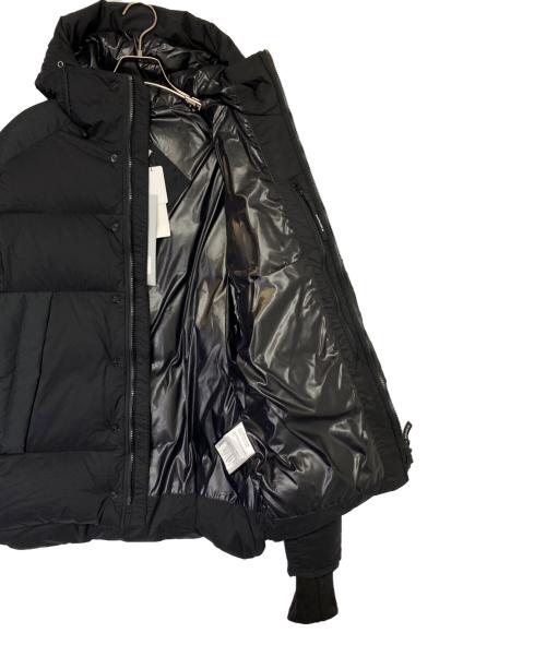 CANADA GOOSE（カナダグース）CANADA GOOSE (カナダグース) ARMSTRONG HOODY ブラック サイズ:Mの古着・服飾アイテム