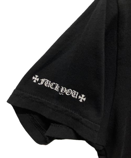 CHROME HEARTS（クロムハーツ）CHROME HEARTS (クロムハーツ) Horseshoe Scroll Label Print T-Shirt/ホースシュー スクロールラベル プリント Tシャツ ブラック サイズ:Sの古着・服飾アイテム