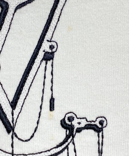 LOUIS VUITTON（ルイ ヴィトン）LOUIS VUITTON (ルイ ヴィトン) LVペンダントエンブロイダリーTシャツ ホワイト サイズ:Mの古着・服飾アイテム