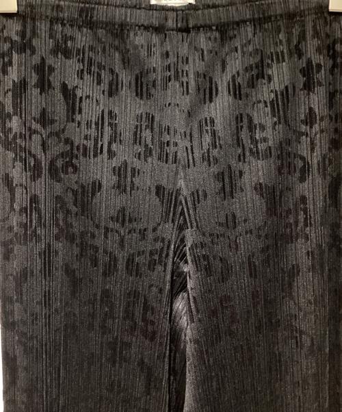 PLEATS PLEASE（プリーツプリーズ）PLEATS PLEASE (プリーツプリーズ) プリーツパンツ ブラック サイズ:3の古着・服飾アイテム