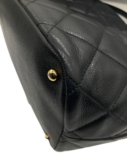 CHANEL（シャネル）CHANEL (シャネル) ココマークチェーンショルダーバッグ ブラックの古着・服飾アイテム