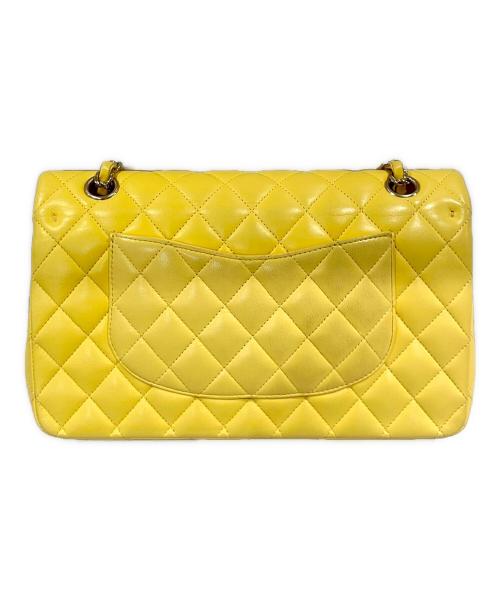 CHANEL（シャネル）CHANEL (シャネル) Wフラップチェーンショルダーバッグ イエロー×ゴールドの古着・服飾アイテム