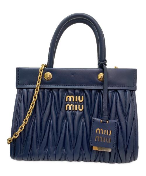 MIU MIU（ミュウミュウ）MIU MIU (ミュウミュウ) マテラッセ2WAYハンドバッグ ネイビーの古着・服飾アイテム