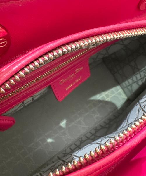 Christian Dior（クリスチャン ディオール）Christian Dior (クリスチャン ディオール) レディディオール ショッキングピンク×ゴールド金具 サイズ:ミディアムの古着・服飾アイテム