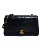 CHANELシャネル）の古着「マトラッセ チェーンショルダーバッグ」｜ブラック