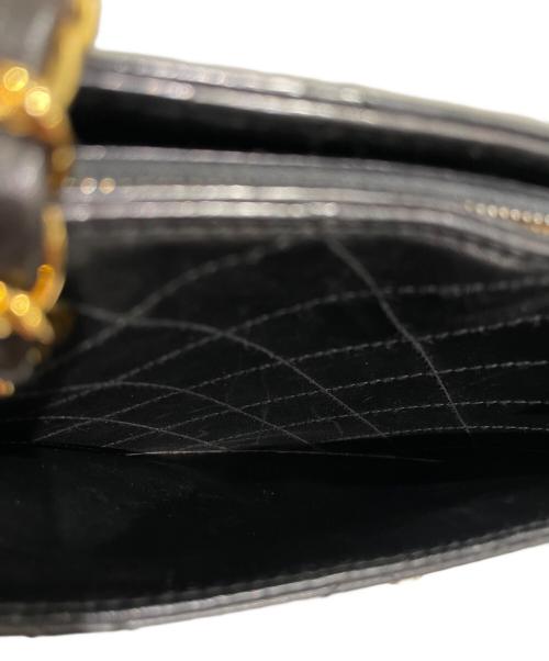 CHANEL（シャネル）CHANEL (シャネル) チェーンショルダーバッグ ブラックの古着・服飾アイテム