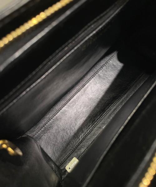 CHANEL（シャネル）CHANEL (シャネル) チェーンショルダーバッグ ブラックの古着・服飾アイテム