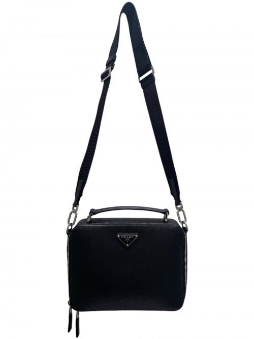 PRADA（プラダ）PRADA (プラダ) サフィアーノレザーショルダーバッグ ブラックの古着・服飾アイテム