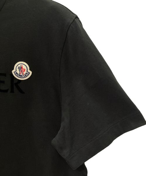 MONCLER（モンクレール）MONCLER (モンクレール) Ｕネック ロゴ Tシャツ ブラック サイズ:Sの古着・服飾アイテム