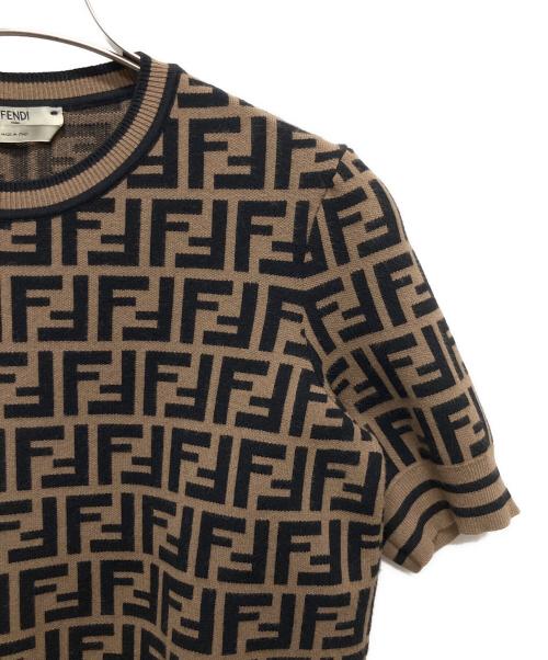 FENDI（フェンディ）FENDI (フェンディ) ファブリックFFロゴモチーフセーター/FFロゴ ズッカ柄 半袖ニット ブラウン サイズ:38の古着・服飾アイテム