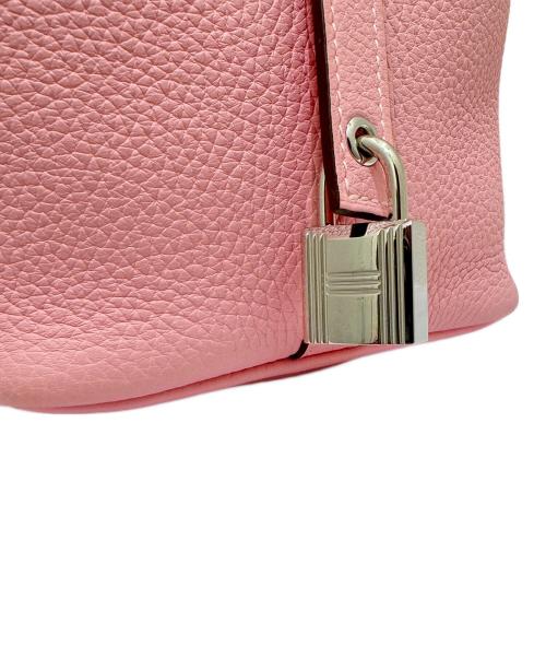 HERMES（エルメス）HERMES (エルメス) ピコタンロック PM ローズサクラ U刻印:2022年 シルバー金具 ローズサクラ サイズ:PMの古着・服飾アイテム